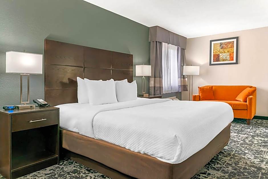 Quality Inn Byron Center