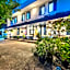 Visut House Hostel