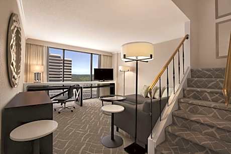 Loft Suite