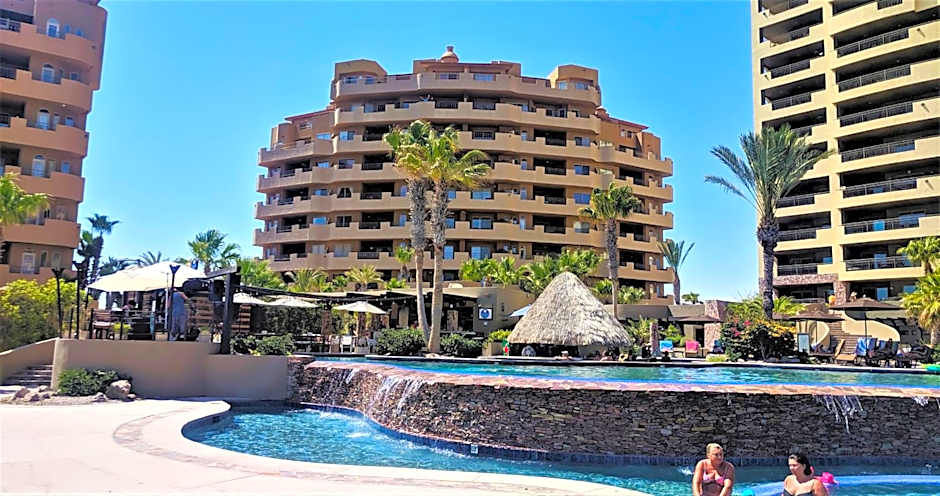 Bella Sirena 305-A - Elegant Oceanview Condo on Beachfront Resort