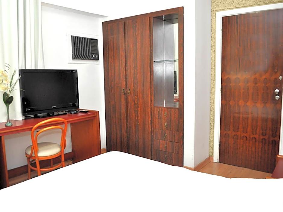 Caravelle Palace Hotel