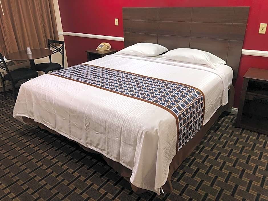 Whittier Travel Inn