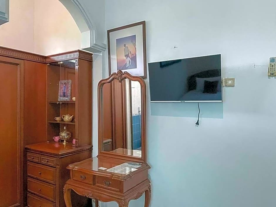 RedDoorz Syariah @ Karang Pilang