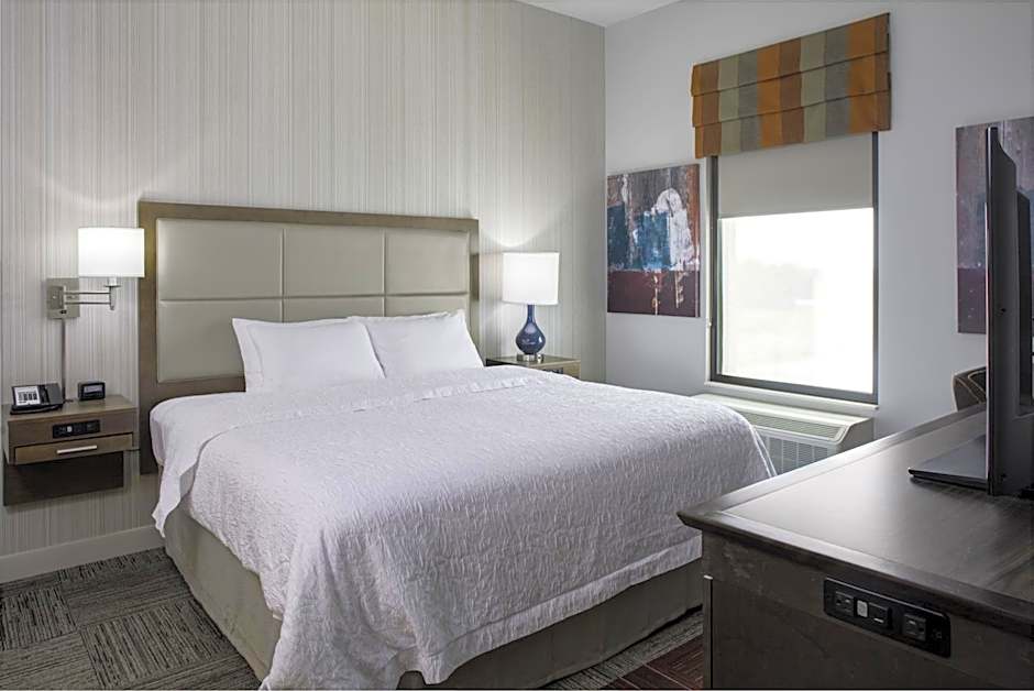 Hampton Inn By Hilton & Suites/Pittsburg/Kansas Crossing