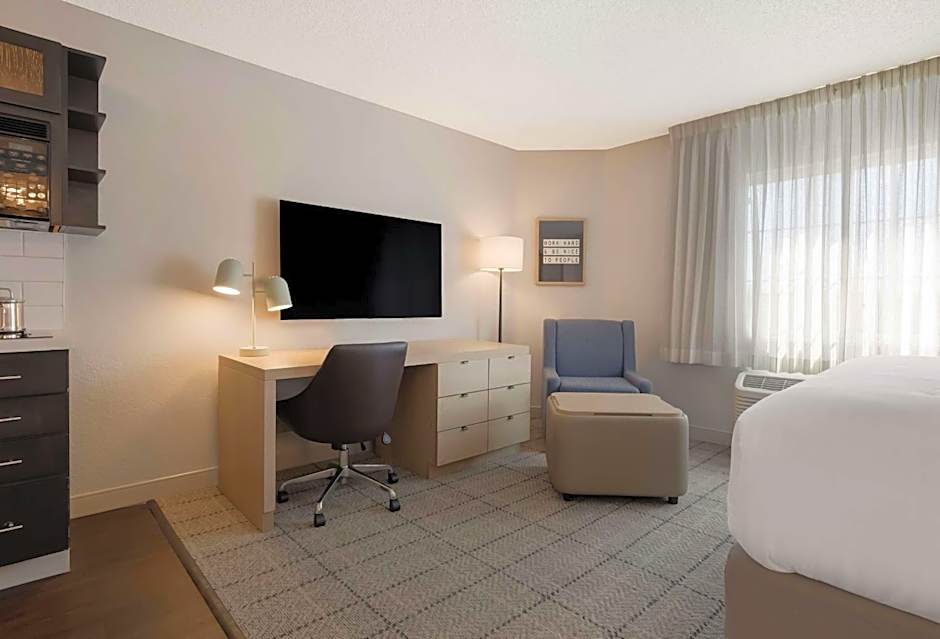 Sonesta Simply Suites Irvine East Foothill