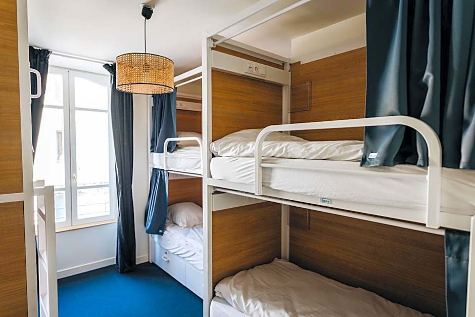 Foto 1 de 4 de Bed in 6-Bed Mixed Dormitory Room