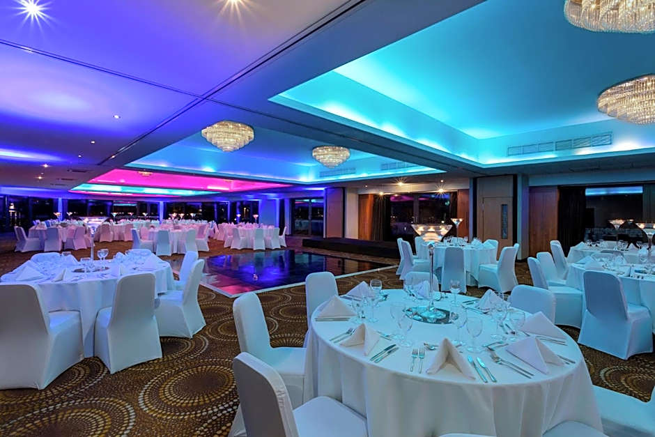 Holiday Inn London Brentford Lock By IHG