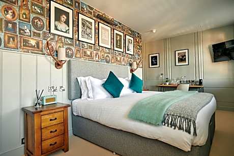 Hare and Hounds - Newbury