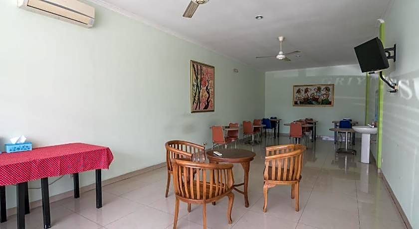 RedDoorz @ Hotel Griya Gatsu Lampung