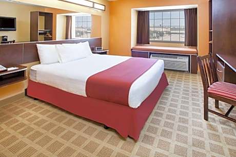 1 King Bed Non-Smoking