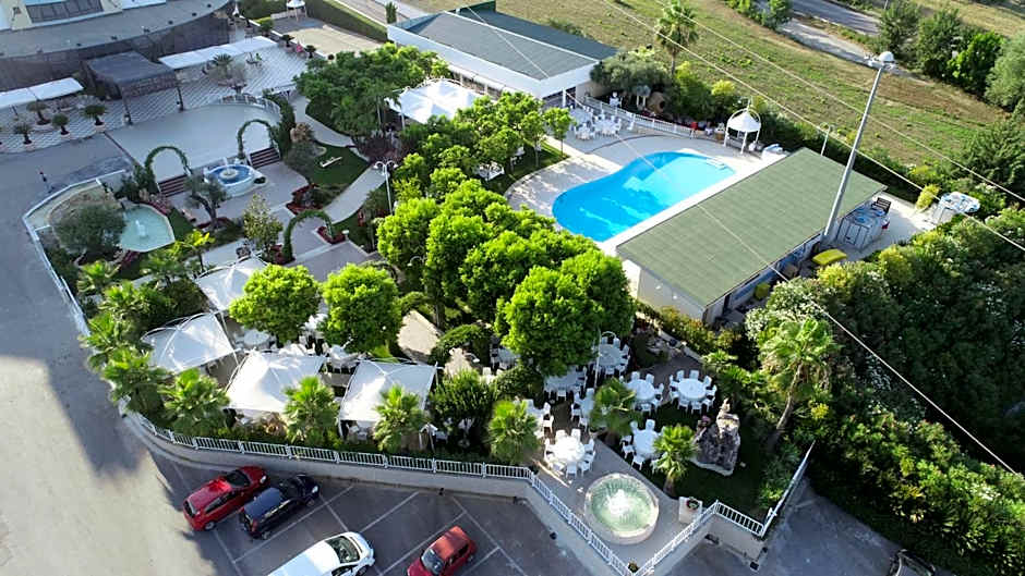 Edra Palace Hotel & Ristorante