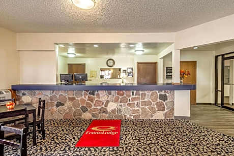 Econo Lodge Waupaca
