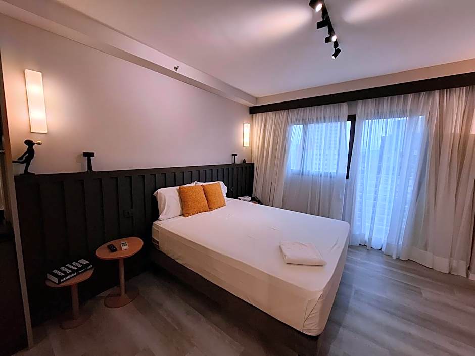 AlphaStay by Alpha - StayService