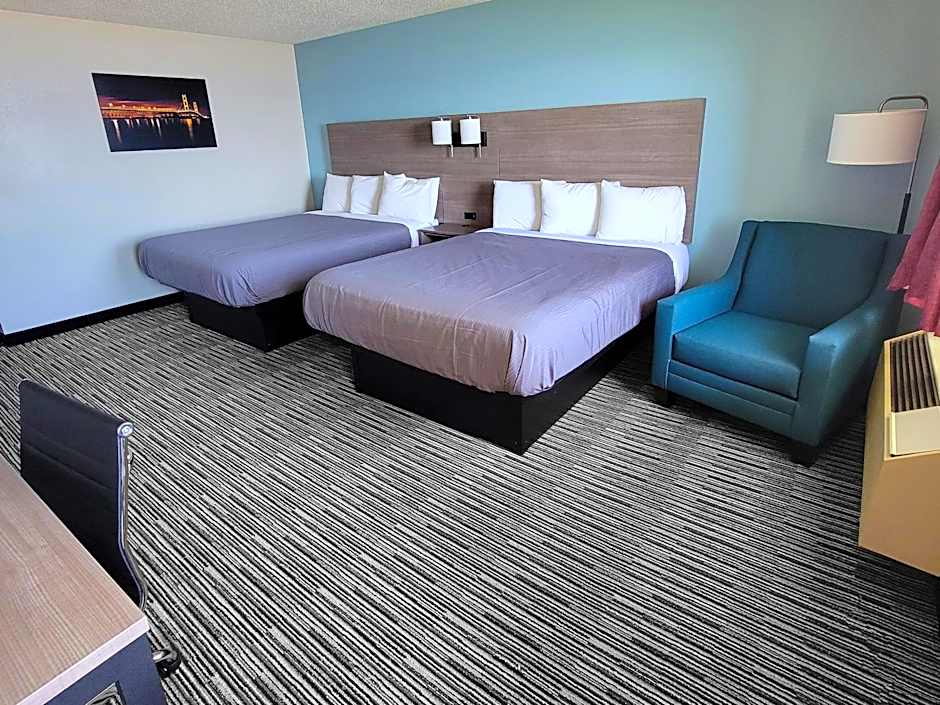 Bavarian Haus Lakefront Inn