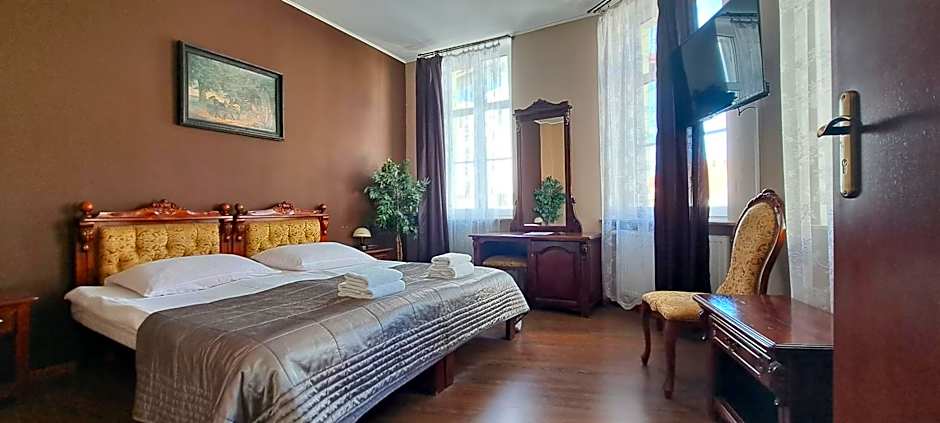Photo 1 of 4 of Deluxe Suite