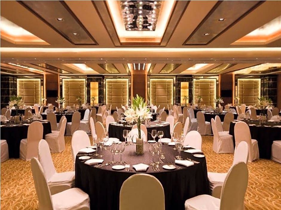 Gokulam Grand Hotel & Spa