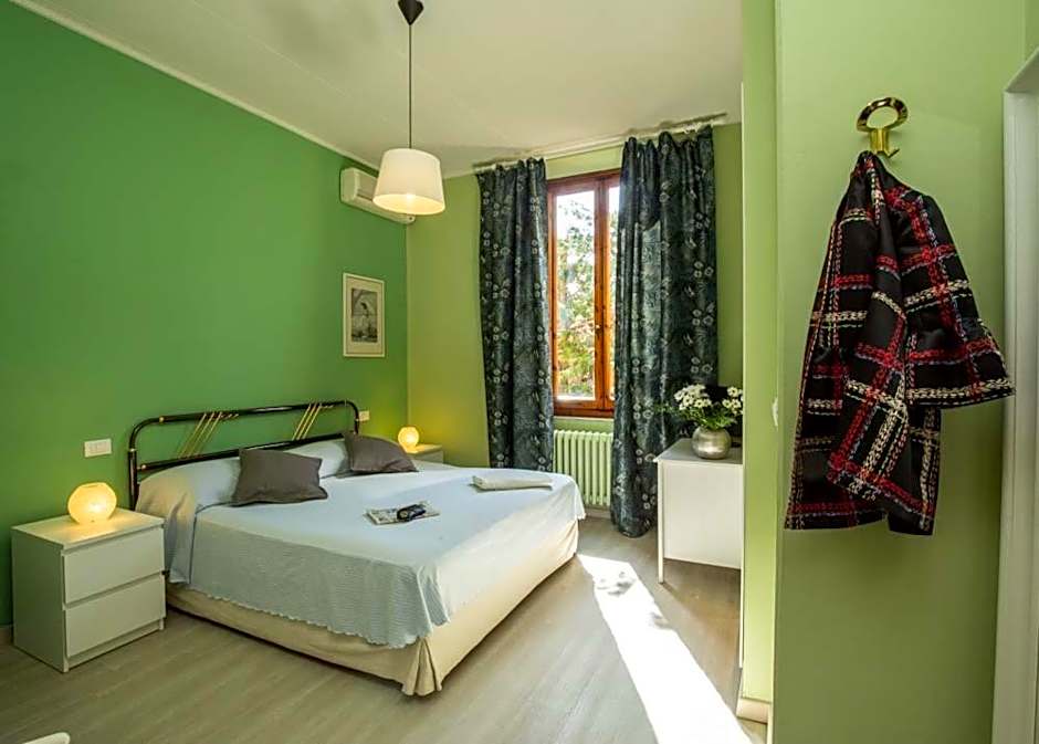 Photo 1 of 11 of Standard 1 Double Bed or 2 Beds