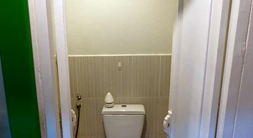 Ratana Boutique Hostel