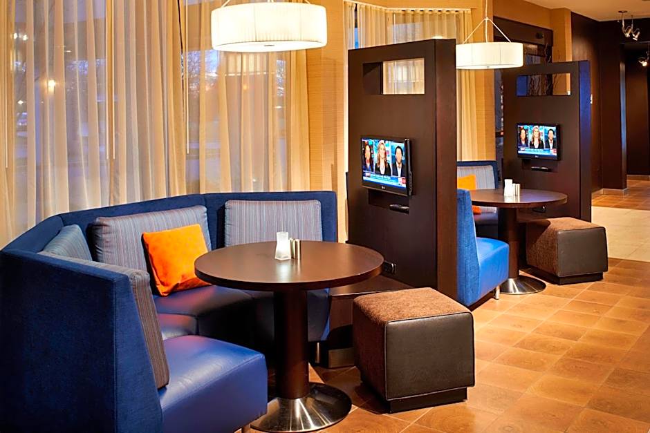 Courtyard by Marriott Toledo Airport Holland