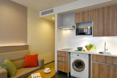 King Suite with City View