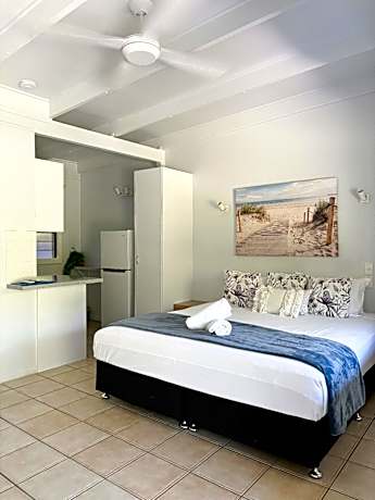 Superior Garden View Twin Room