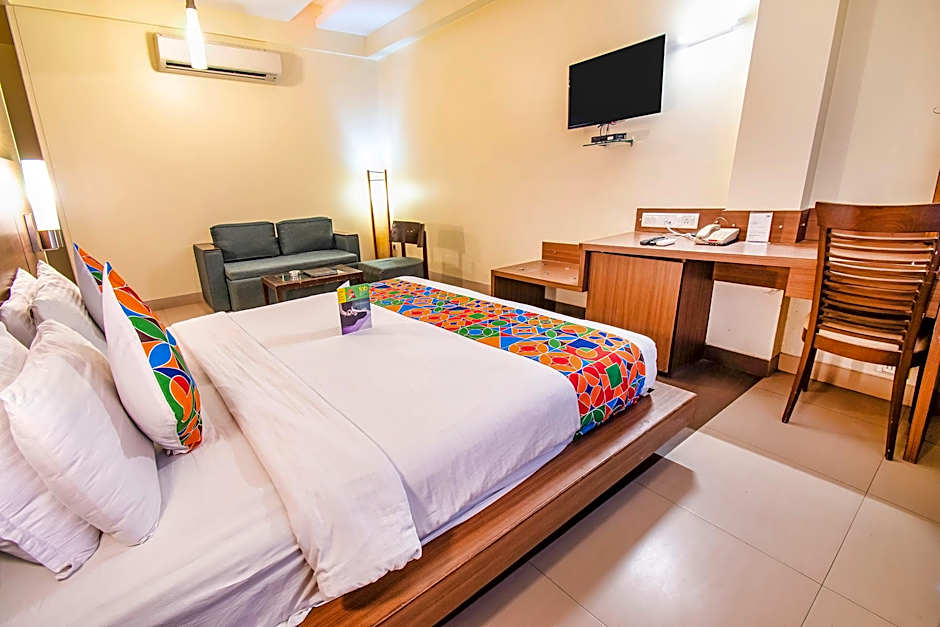 Hotel Sadanand Regency                                                                          