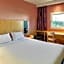 B&B HOTEL Orly Rungis Aéroport 3 étoiles
