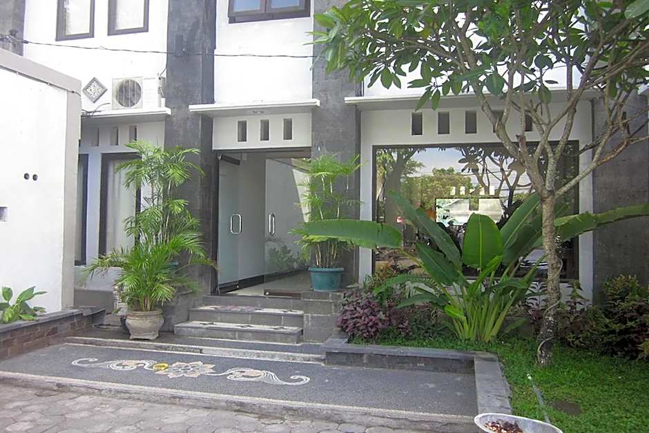 Hotel Warta Dua