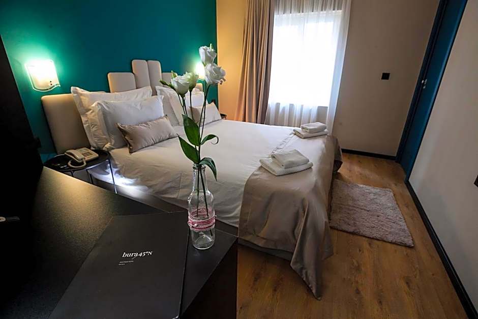 Boutique Hotel Bura 45N