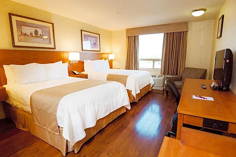 Rosslyn Inn & Suites