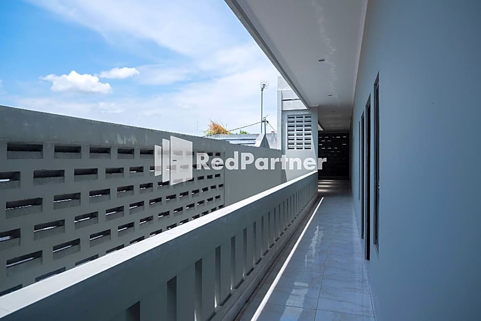 Athena House Syariah Near The Park Mall Solo Baru Mitra RedDoorz