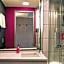 Moxy by Marriott Stuttgart Airport/Messe
