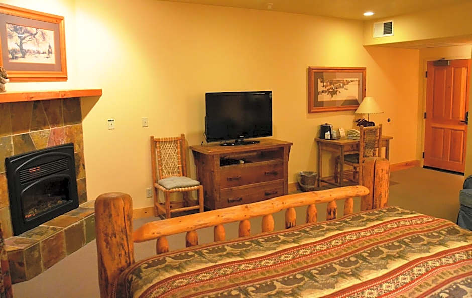 Daniels Summit Lodge