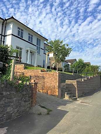Bryn Derwen