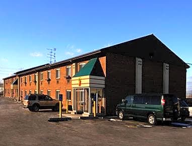 Super 8 by Wyndham Kenmore/Buffalo/Niagara Falls Area