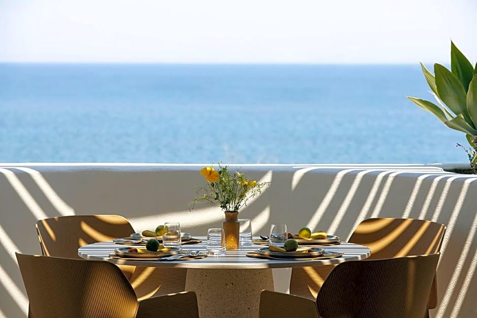 PAROCKS Luxury Hotel & Spa