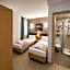 Esprit Hotel