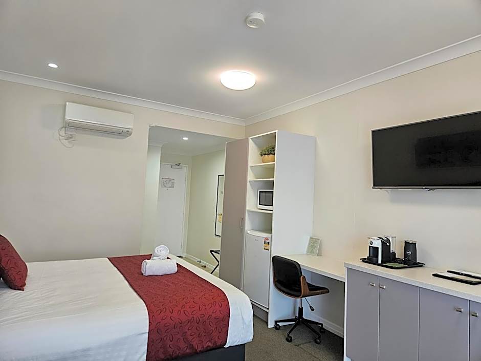 Eastgate on the Range Motel