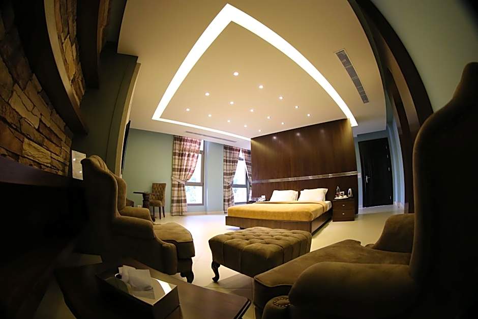 Photo 1 of 3 of Junior Suite