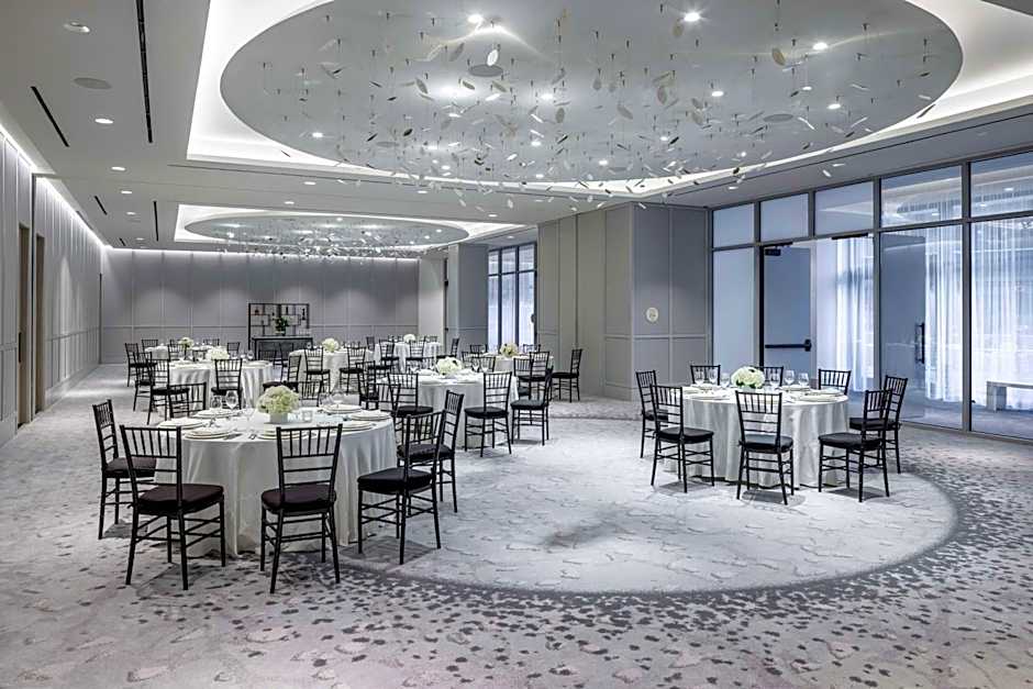The Morrow Washington DC, Curio Collection By Hilton