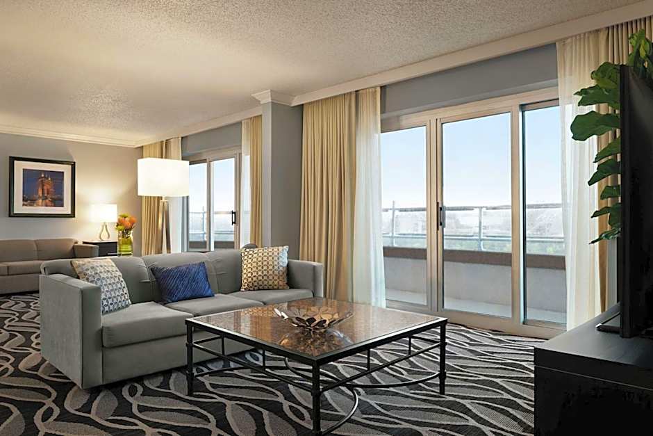 Embassy Suites by Hilton Cincinnati RiverCenter