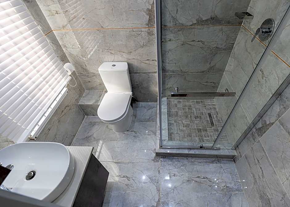 Luxe Suites Boutique Hotel