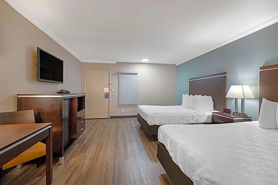 Best Western Courtesy Inn Hotel - Anaheim Resort at the Park