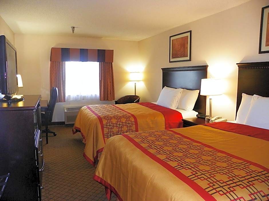 Royalton Inn & Suites Upper Sandusky