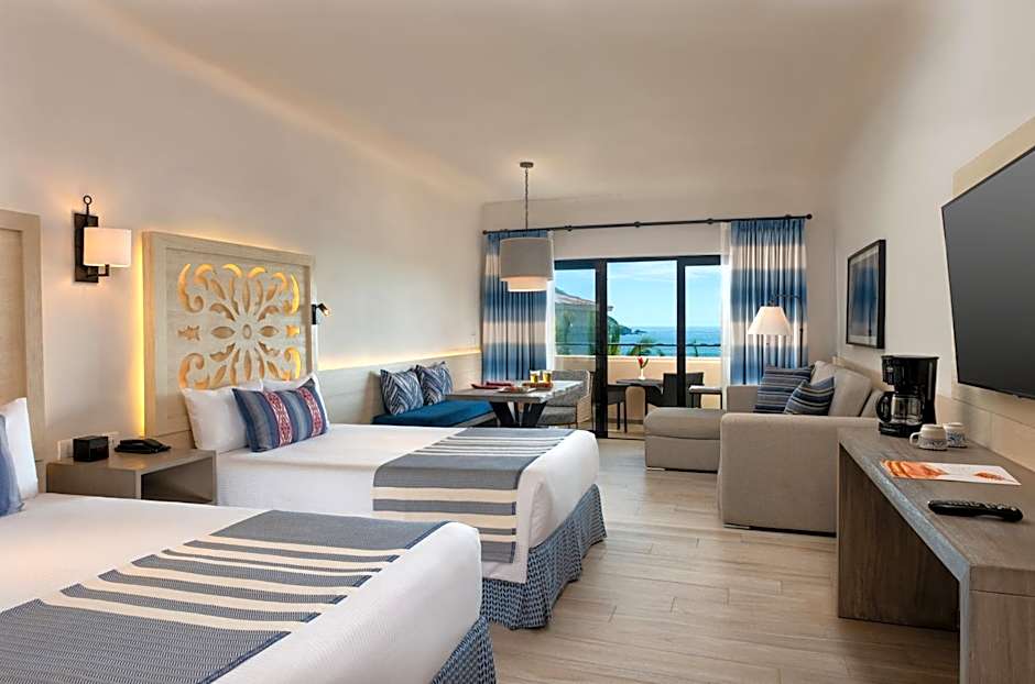 Photo 1 of 7 of Junior Suite, Ocean View