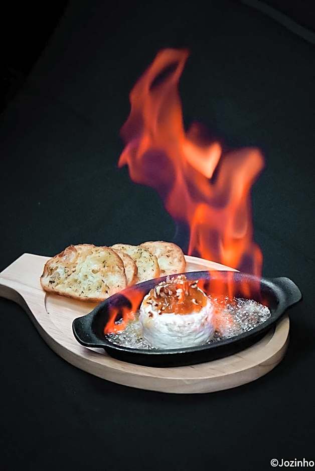 Centre De Congres Et Hotel La Sagueneenne