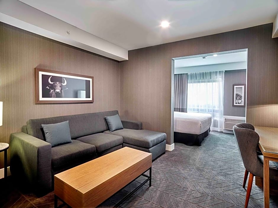 Sandman Signature Plano-Frisco Hotel