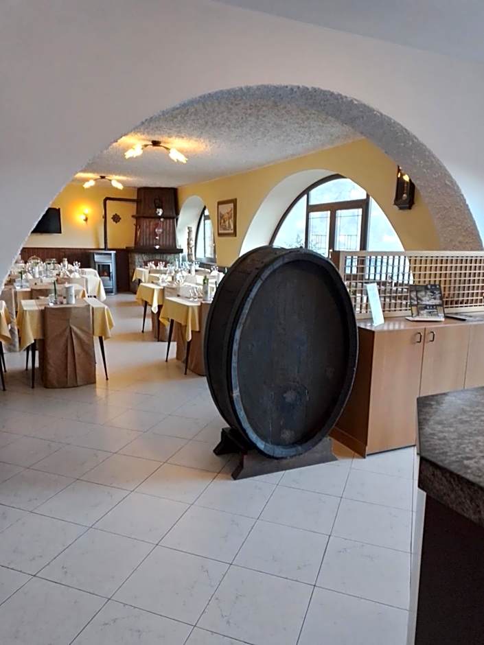 Hotel Ristorante Miravalle