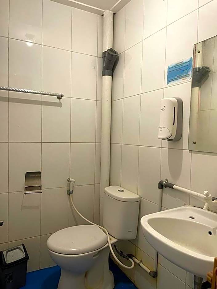 Capital O 93285 Residence Hotel Syariah