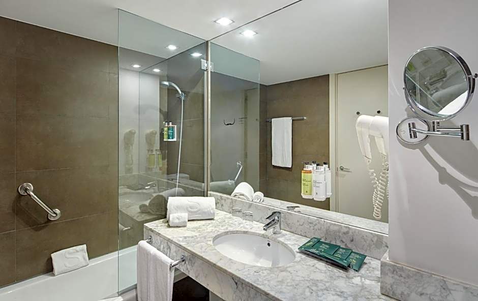 Sercotel Amister Art Hotel